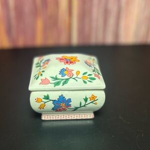 Vintage Floral Ceramic Trinket Box